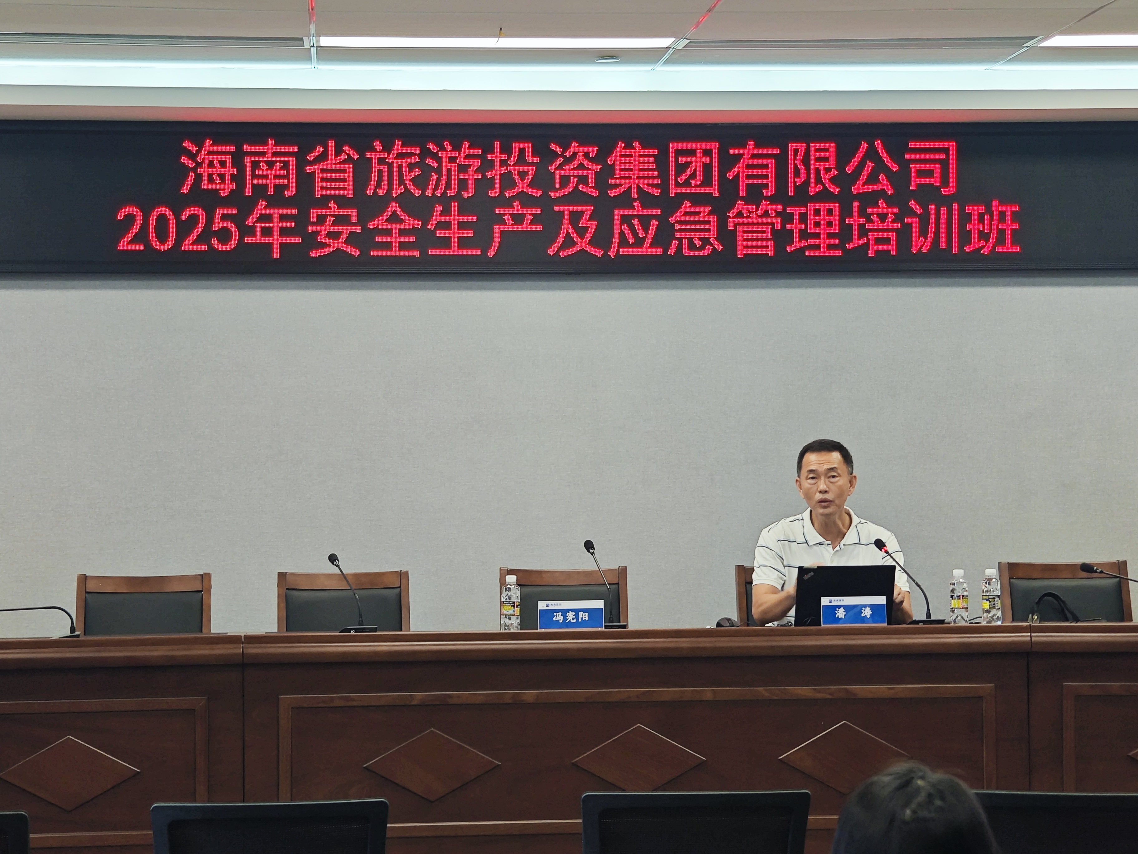 4de5a8483869d5898f9ecce91e533f1.jpg 4de5a8483869d5898f9ecce91e533f1.jpg